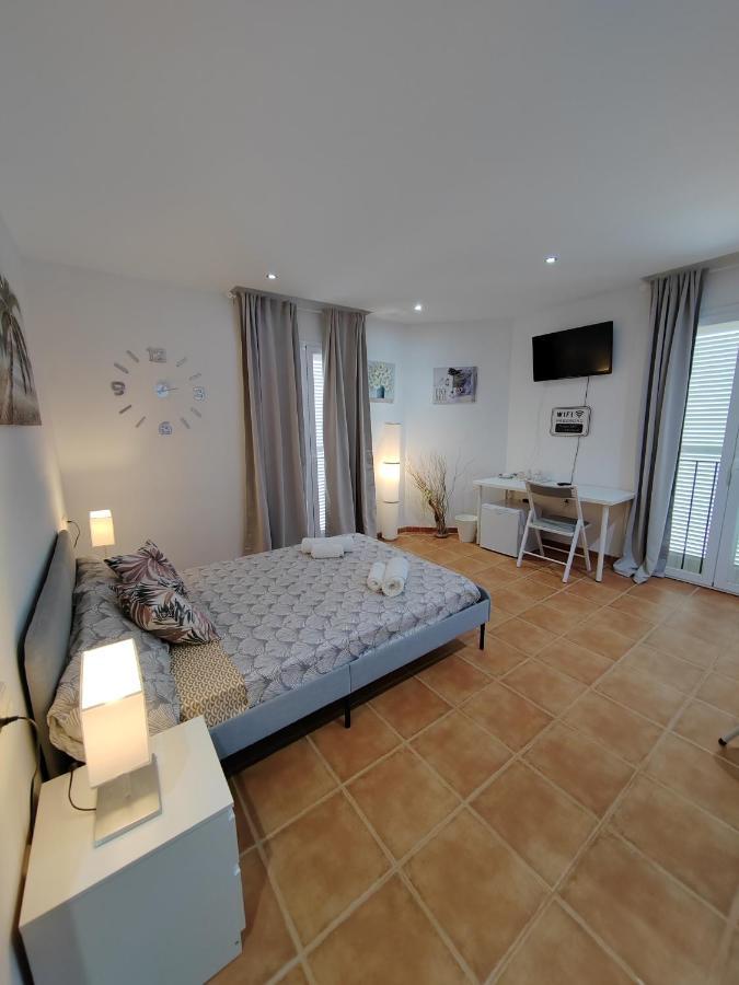 Ses Salines Private Rooms Mallorca מראה חיצוני תמונה
